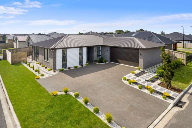 Photo of property in 11 Snapdragon Lane, Wigram, Christchurch, 8025