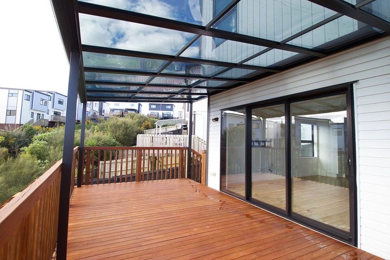 Photo of property in 11a Putiputi Way, Papakura, 2110