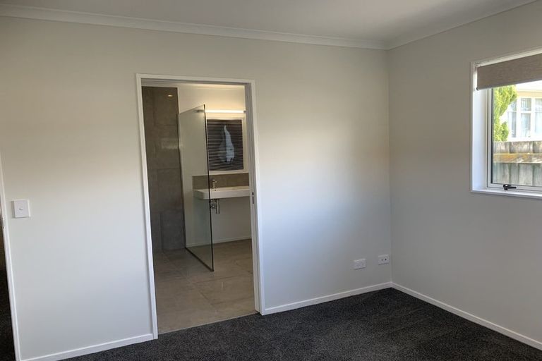 Photo of property in 28c Sussex Street, Levin, 5510