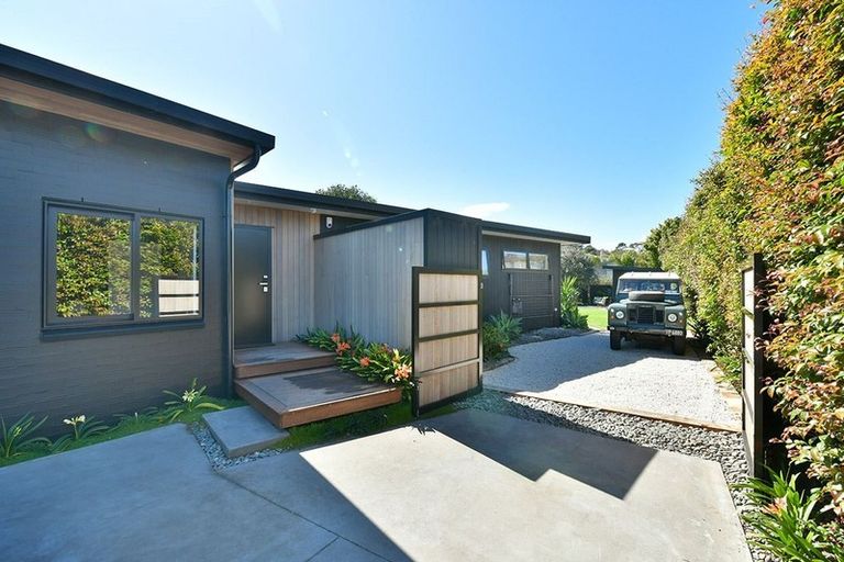 Photo of property in 73 The Circle, Manly, Whangaparaoa, 0930