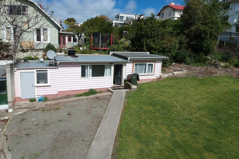 Photo of property in 52 Tees Street, South Hill, Oamaru, 9400