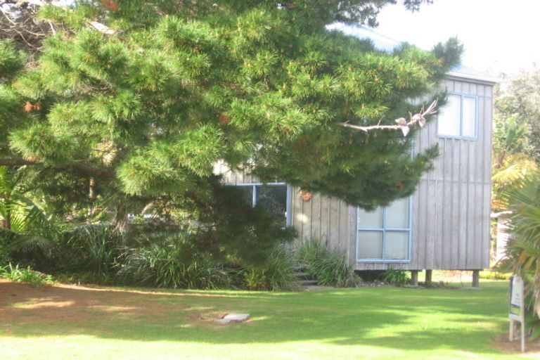 Photo of property in 225 Kenwood Drive, Matarangi, Whitianga, 3592