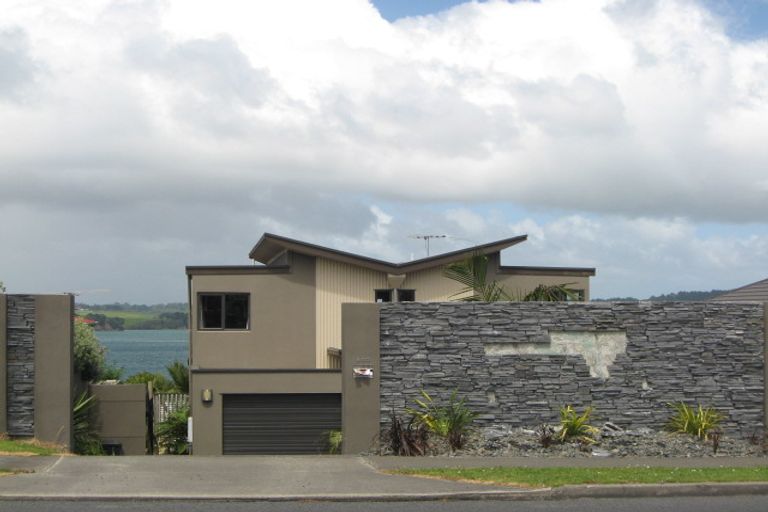 Photo of property in 803 Whangaparaoa Road, Manly, Whangaparaoa, 0930