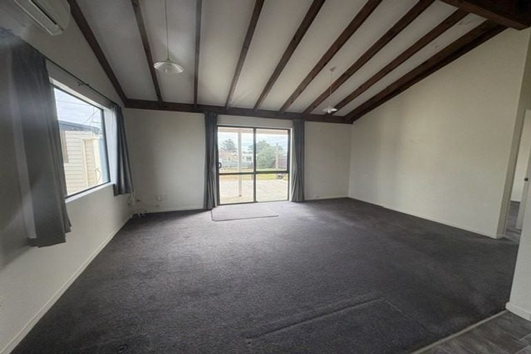 Photo of property in 37 Ruanui Street, Himatangi Beach, Foxton, 4891