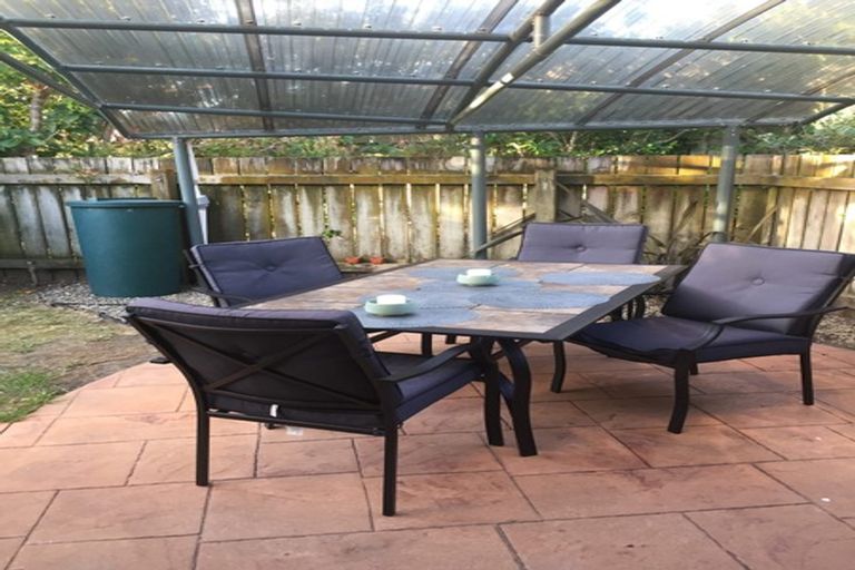 Photo of property in 11 Takahe Drive, Paraparaumu Beach, Paraparaumu, 5032