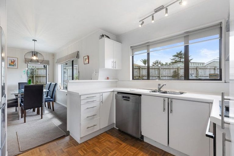 Photo of property in 21a Burrows Street, Tauranga South, Tauranga, 3112