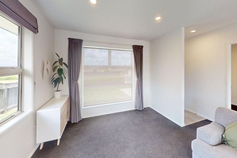 Photo of property in 14 Macdonald Heights, Feilding, 4702