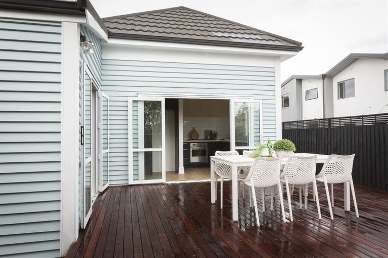 Photo of property in 4/116 Champion Street, Edgeware, Christchurch, 8013