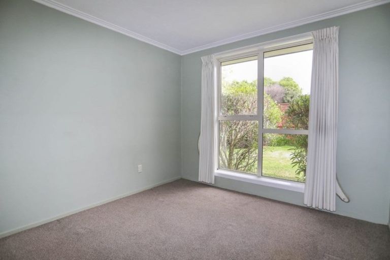 Photo of property in 2/65 Whitby Street, Burnside, Christchurch, 8053