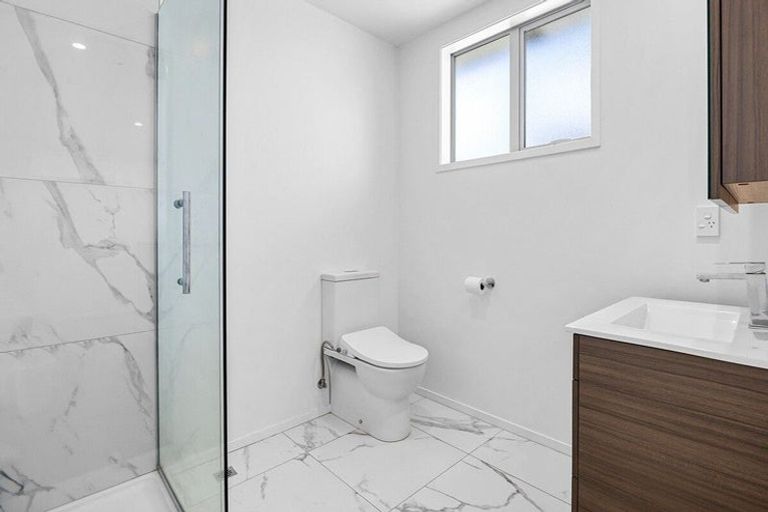 Photo of property in 5/217 Armagh Street, Christchurch Central, Christchurch, 8011