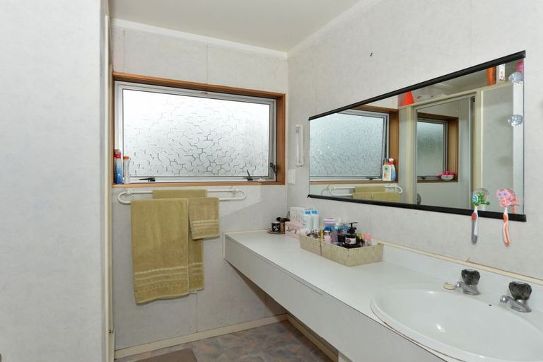 Photo of property in 229 Fairway Drive, Te Kamo, Whangarei, 0112