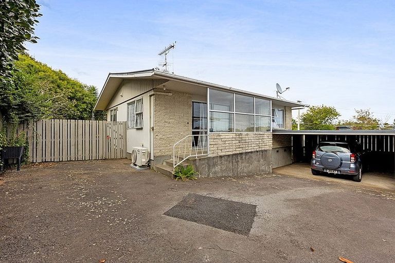 Photo of property in 15b Parsons Street, Vogeltown, New Plymouth, 4310