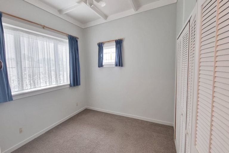 Photo of property in 19 Omagh Avenue, Papatoetoe, Auckland, 2025