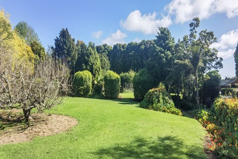 Photo of property in 16 Mission Road, Kerikeri, 0230