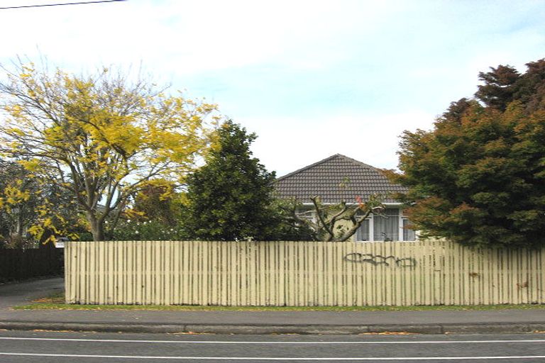 Photo of property in 2/460 Greers Road, Bishopdale, Christchurch, 8053