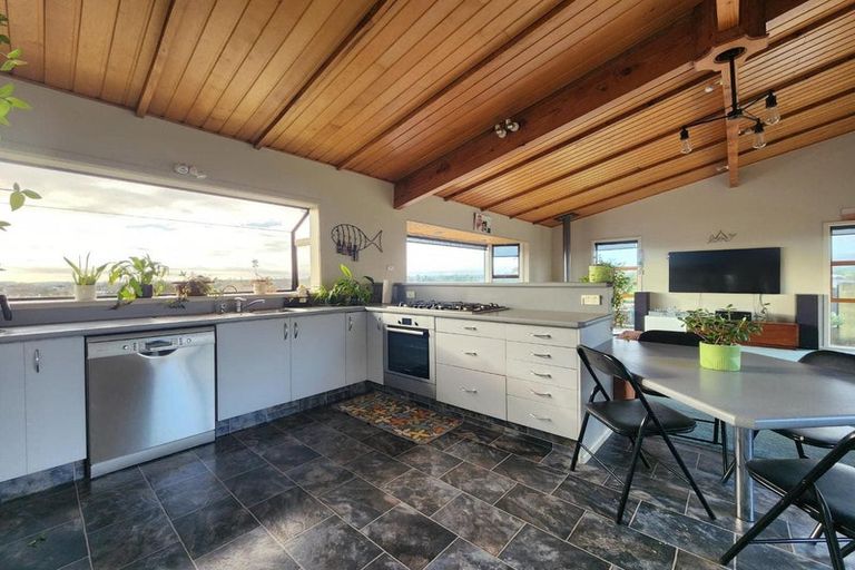 Photo of property in 8b Julian Place, Westown, New Plymouth, 4310