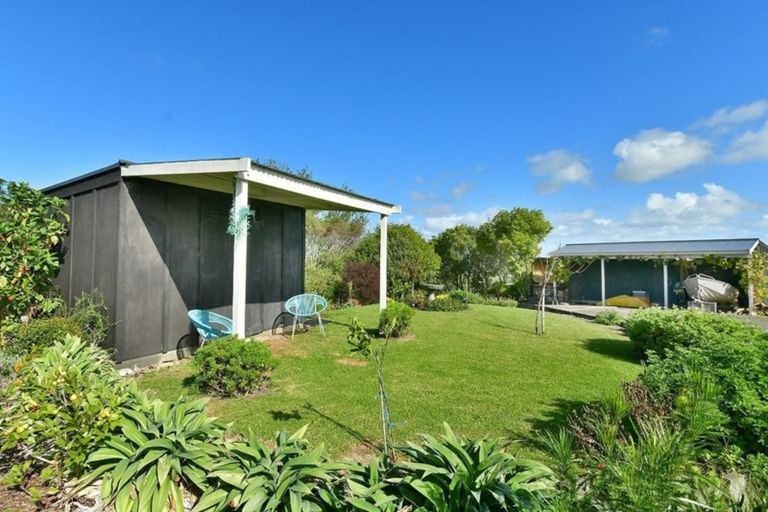 Photo of property in 75 Pipitiwai Drive, Helensville, Kaukapakapa, 0871