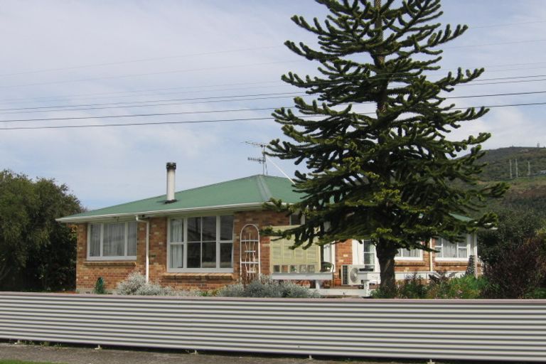 Photo of property in 4 John Road, Fairy Springs, Rotorua, 3015