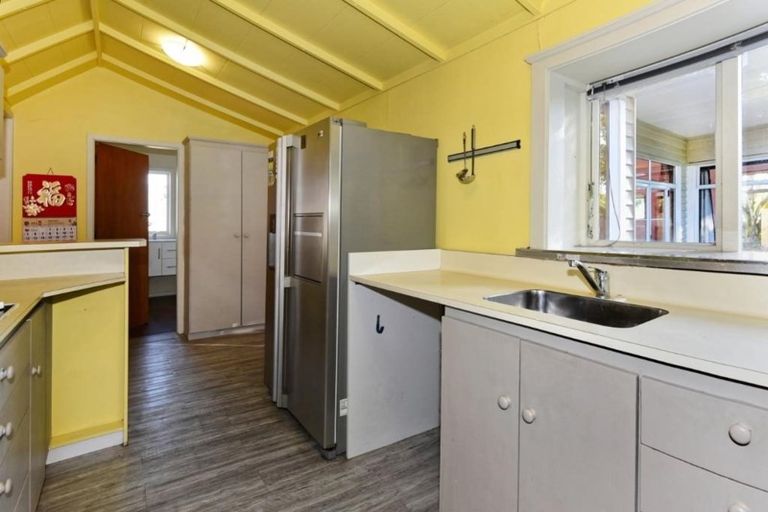 Photo of property in 9 Gibson Drive, Hornby, Christchurch, 8042