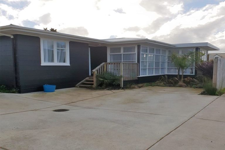 Photo of property in 14a Warriston Avenue, Waiuku, 2123