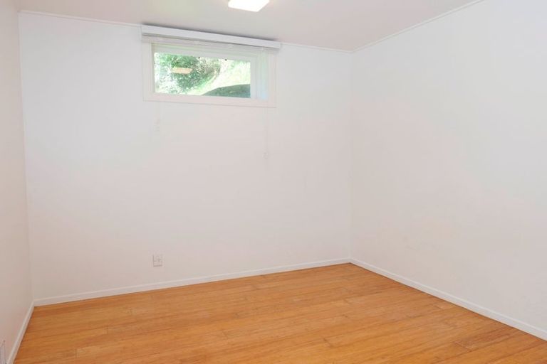 Photo of property in 45a Randwick Road, Northland, Wellington, 6012