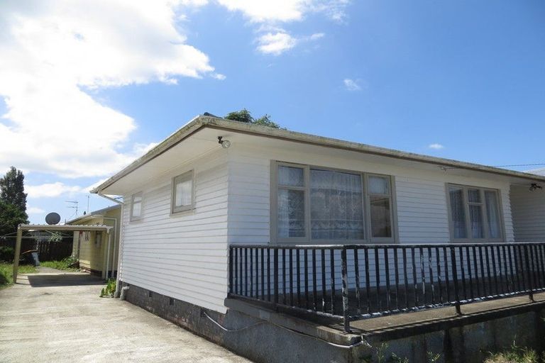 Photo of property in 7 Clayton Road, Manurewa, Auckland, 2102