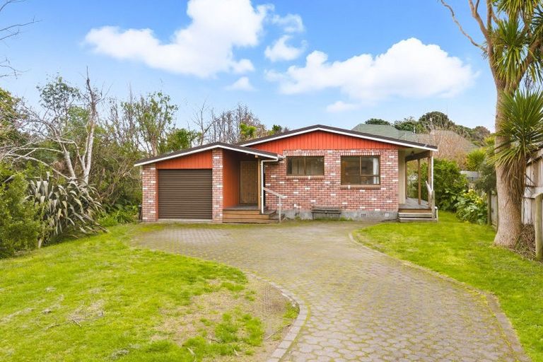 Photo of property in 61 Ocean Road, Paraparaumu Beach, Paraparaumu, 5032