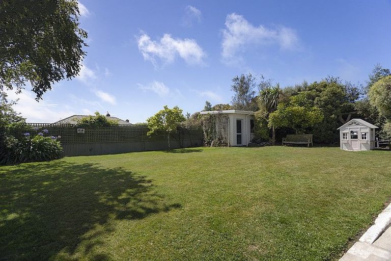 Photo of property in 13 Selwyn Street, South Hill, Oamaru, 9400