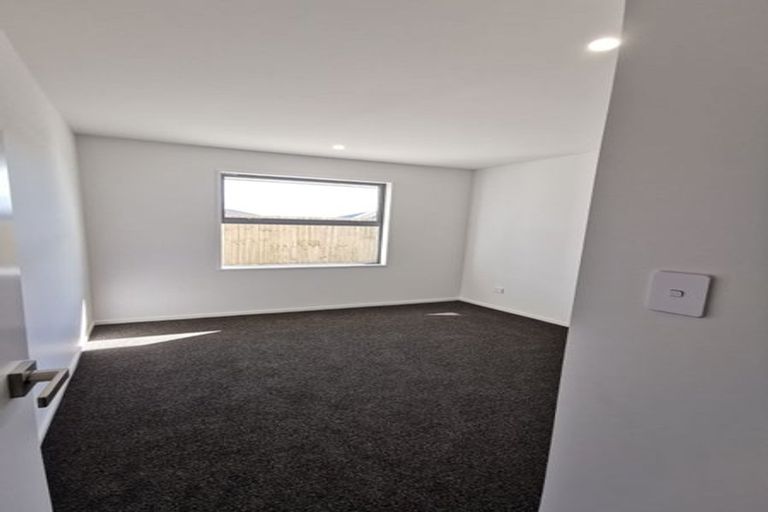 Photo of property in 19 Lewis Crescent, Rolleston, 7614