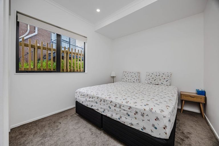 Photo of property in 16d Balgowan Terrace, Conifer Grove, Takanini, 2112