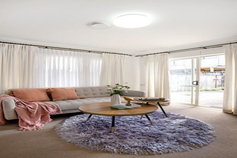 Photo of property in 80 Middlefield Drive, Flat Bush, Auckland, 2016