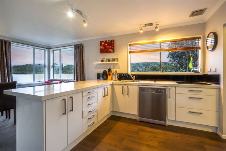 Photo of property in 8 Brora Crescent, Papakowhai, Porirua, 5024