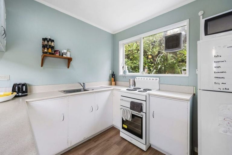 Photo of property in 4 Chancellor Way, Crofton Downs, Wellington, 6035