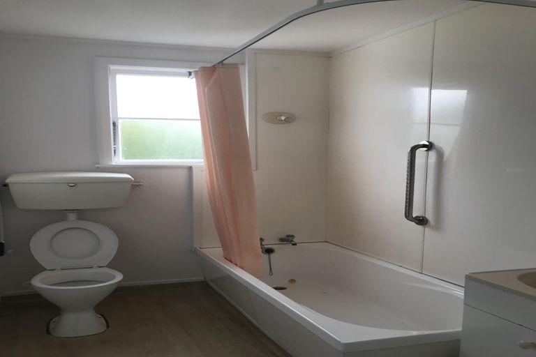 Photo of property in 6 Howard Street, Huntly, 3700