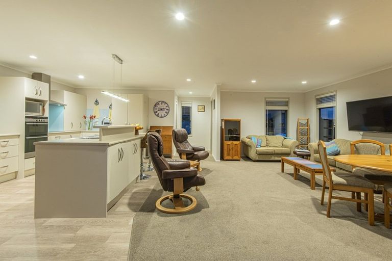 Photo of property in 4 Mckeague Way, Tamaterau, Whangarei, 0174