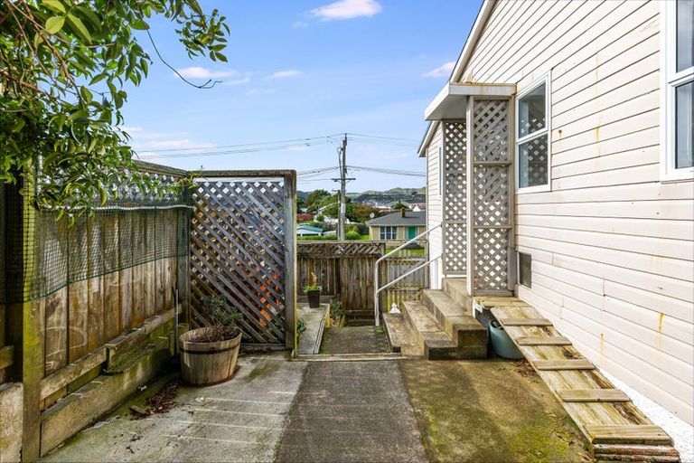 Photo of property in 69 Piko Street, Titahi Bay, Porirua, 5022