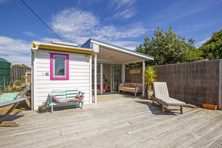 Photo of property in 47 Blue Pacific Parade, Riversdale Beach, Masterton, 5872