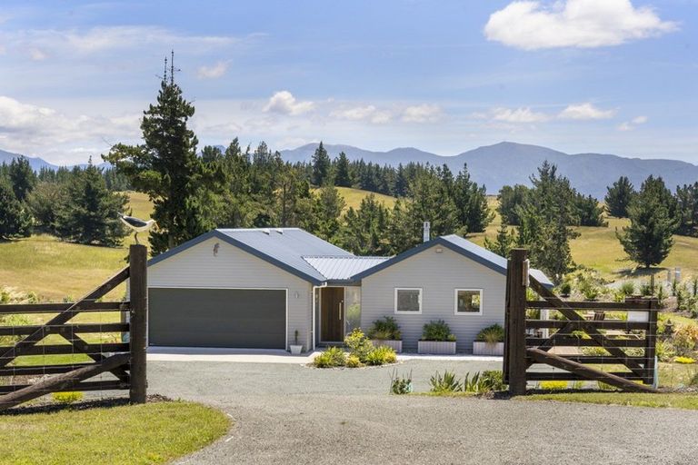 Photo of property in 22 Amber Rise, Tasman, Upper Moutere, 7173