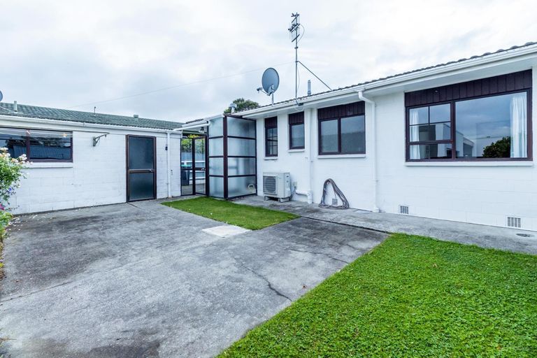 Photo of property in 2/124 Gleniti Road, Gleniti, Timaru, 7910