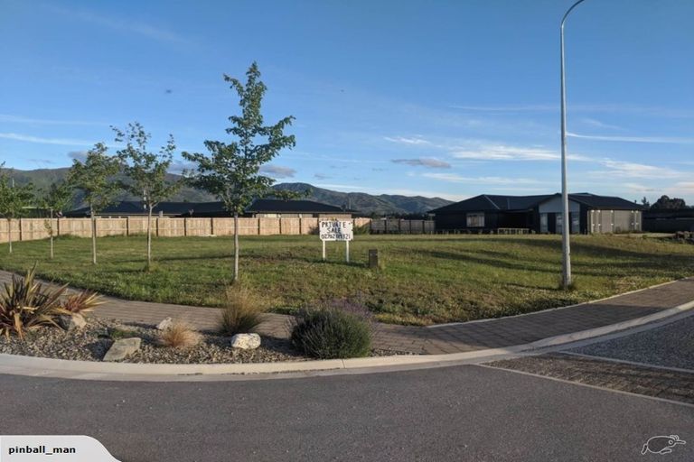 Photo of property in 1 Francis Lane, Lake Hawea, 9382