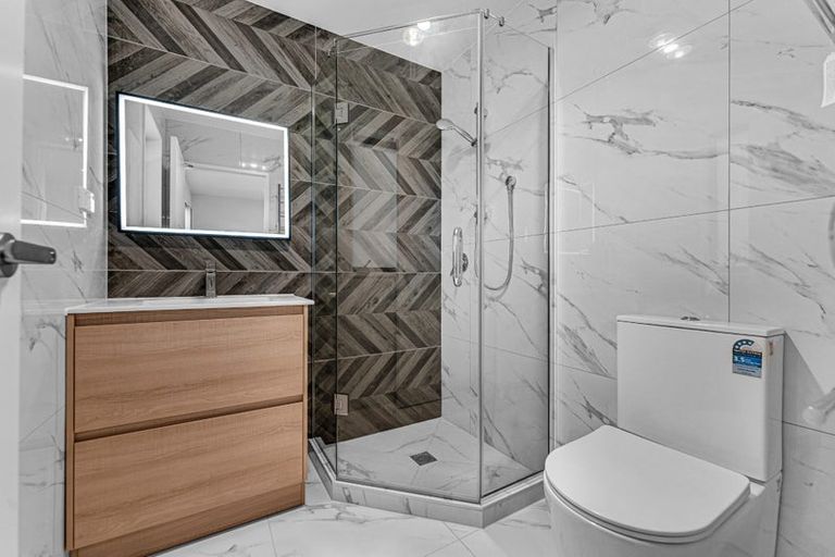 Photo of property in 22b Justamere Place, Weymouth, Auckland, 2103