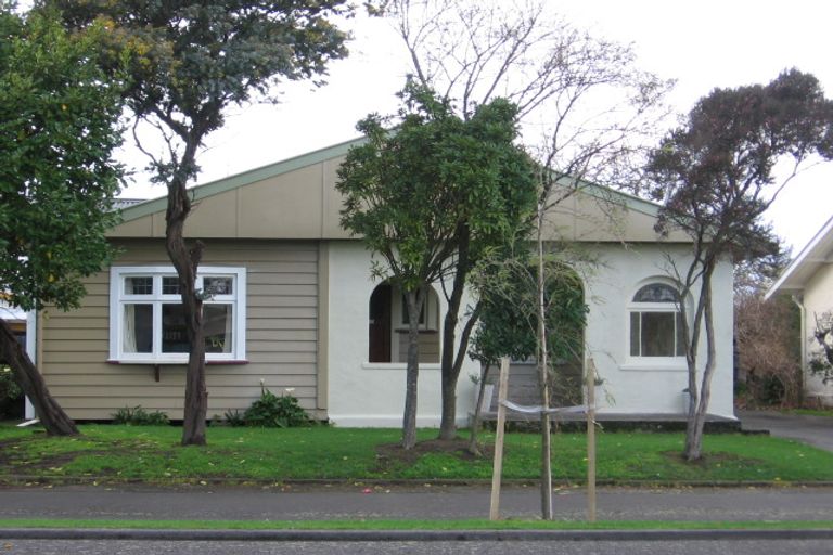 Photo of property in 31 Marne Street, Hokowhitu, Palmerston North, 4410