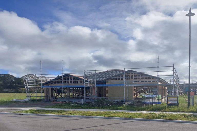 Photo of property in 2 Kaponga Street, Wainuiomata, Lower Hutt, 5014