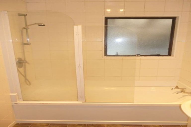 Photo of property in 37 Childers Road, Ranui, Auckland, 0612