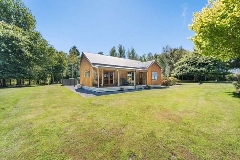 Photo of property in 414 Waitohi Road, Rongotea, Palmerston North, 4476