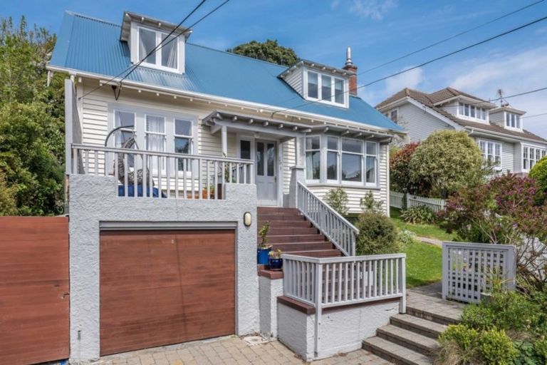 Photo of property in 385a Karori Road, Karori, Wellington, 6012