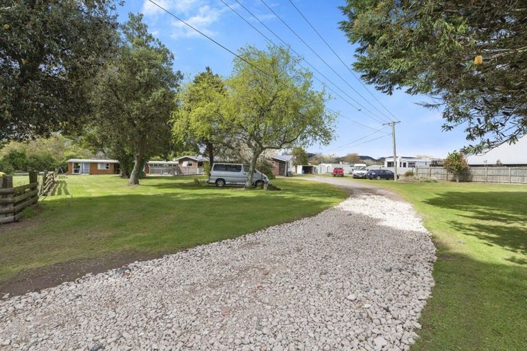 Photo of property in 30 Lee Road, Hannahs Bay, Rotorua, 3010