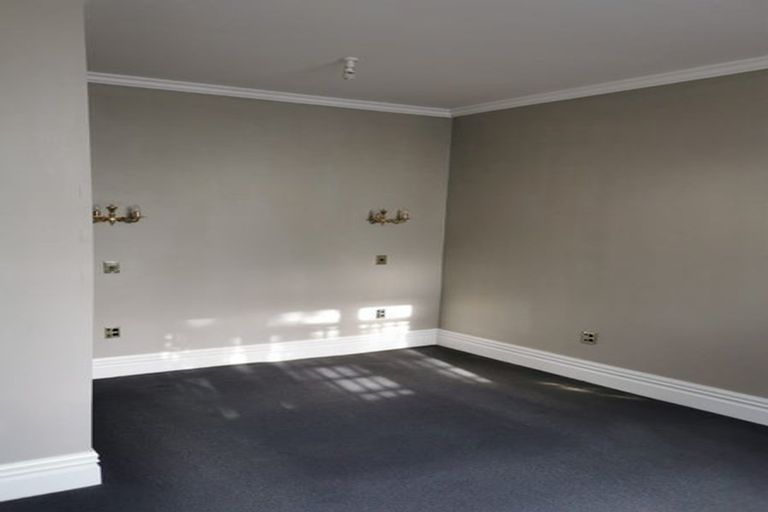 Photo of property in 41 Brougham Street, Mount Victoria, Wellington, 6011