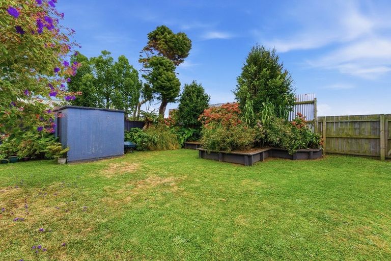 Photo of property in 16 Maranui Street, Welbourn, New Plymouth, 4310