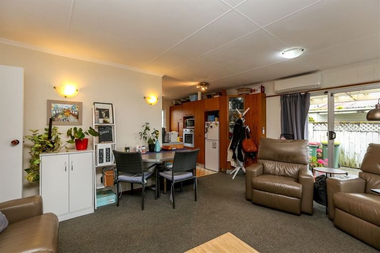 Photo of property in 3/14 Karamu Street, Strandon, New Plymouth, 4312